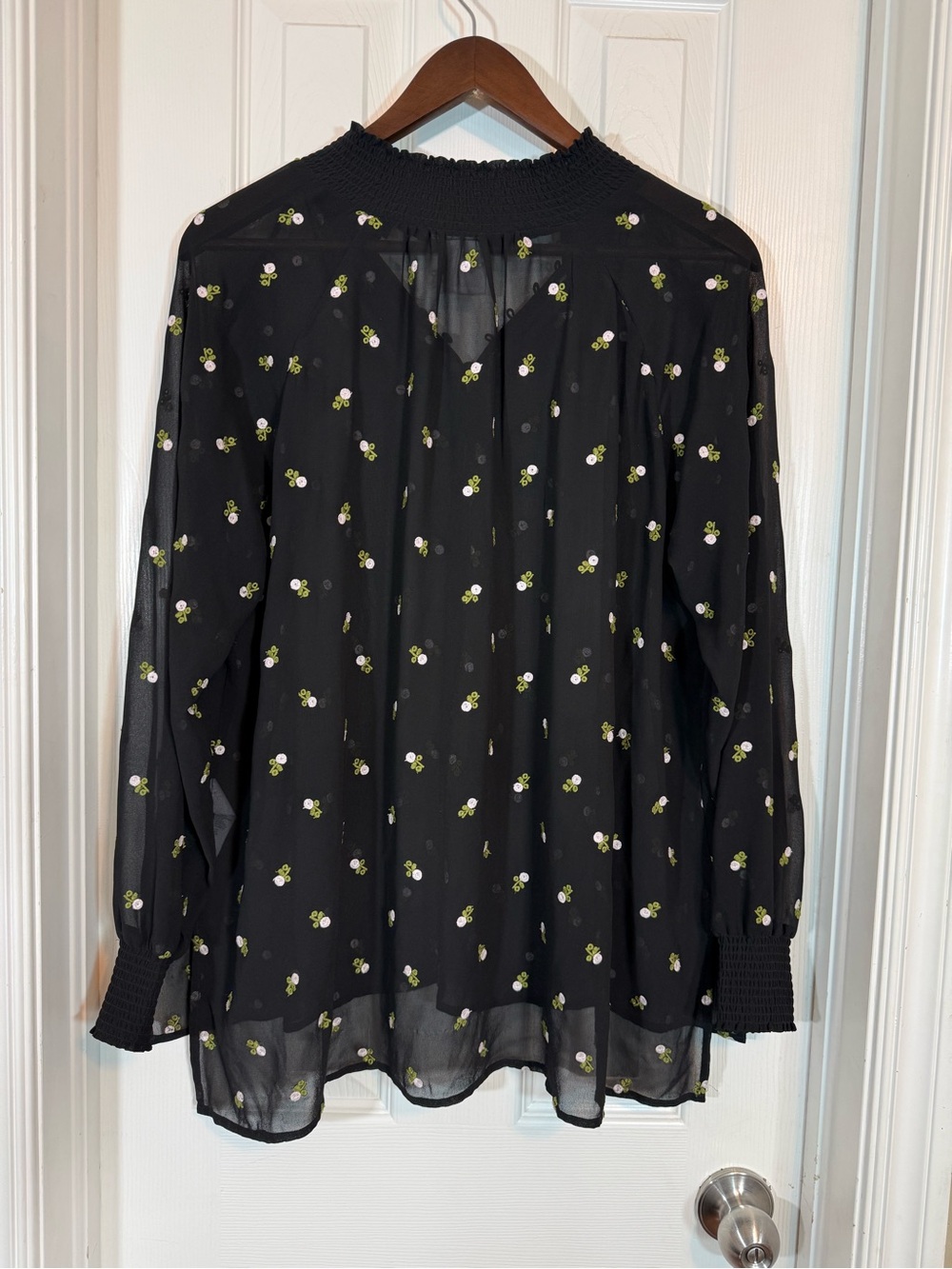 Cabi Sheer Embroidered Floral Blouse Size Small Black Long Sleeve Boho Top - Picture 3 of 14